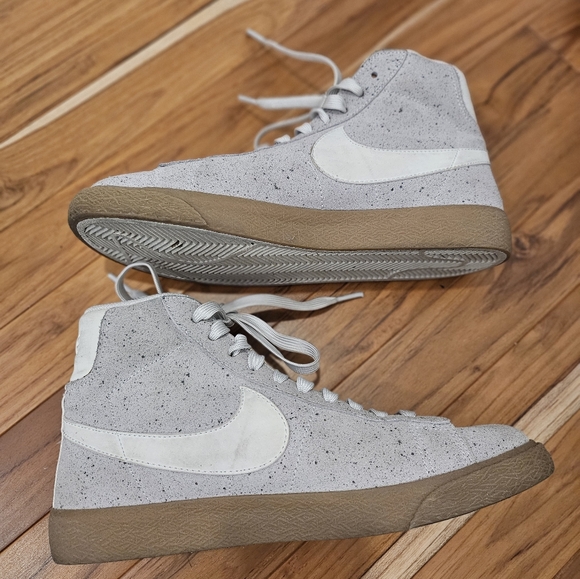 Nike Blazer size 6.5Y - Picture 5 of 6